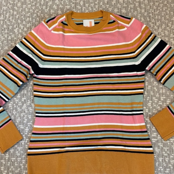 JoosTricot Sweaters - JoosTricot Striped crewneck long sleeve sweater, M